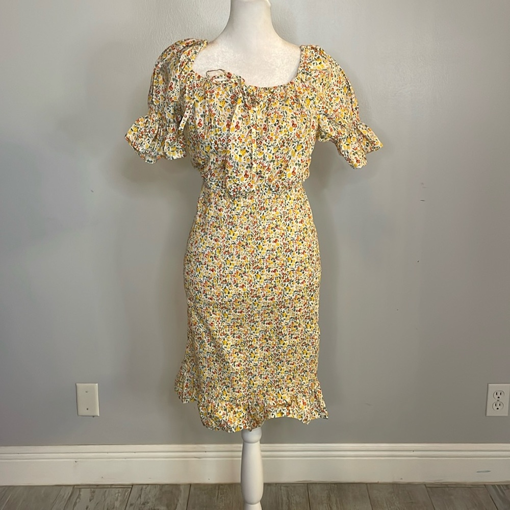 [Influence] Yellow Floral Smocked Midi Dress - Size 12 NWT